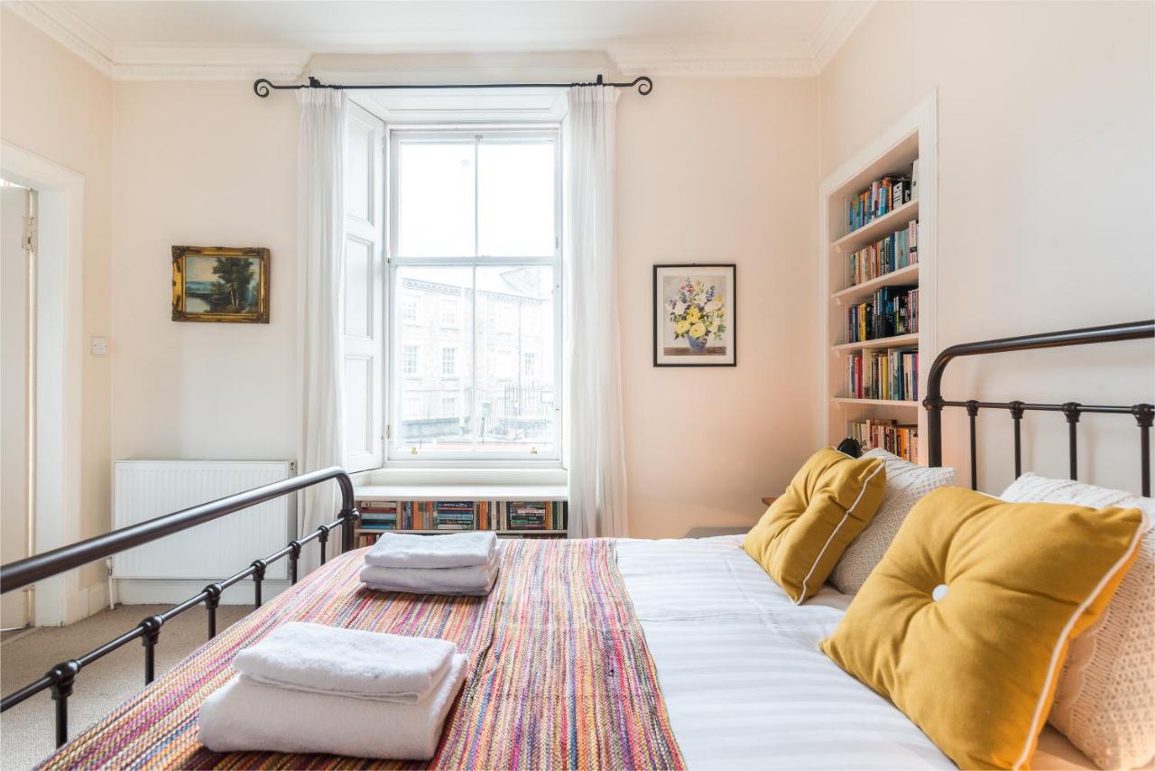 Spacious & Unique City Central 1 Bed With Wifi Edimburgo Exterior foto